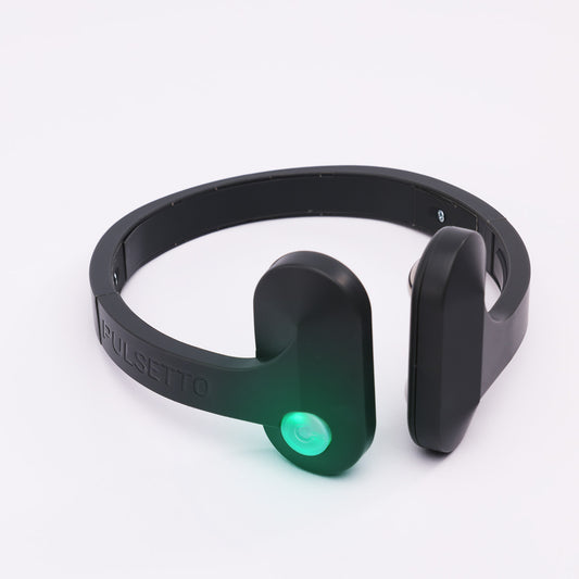 Pulsetto neurostimulator close-up zijkant