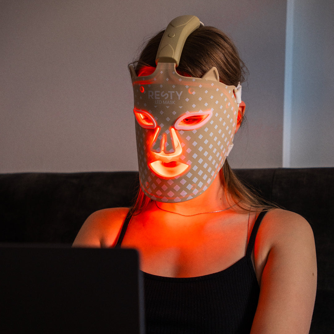 Resty MARS100 LED Face Mask