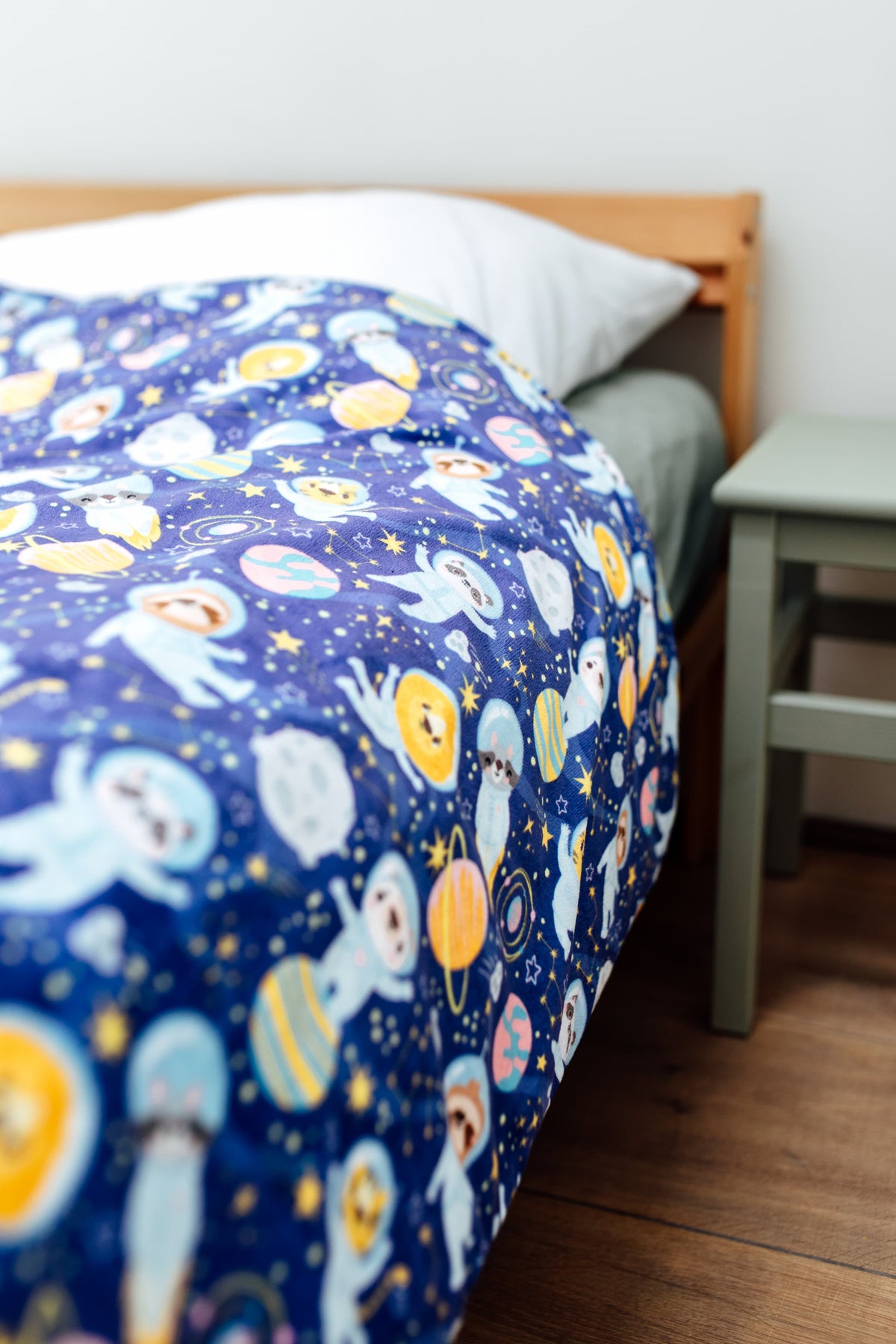 Verzwaringsdeken hoes - 90x120 cm - Astronaut - Minky - afbeelding 3 | Sleep-e